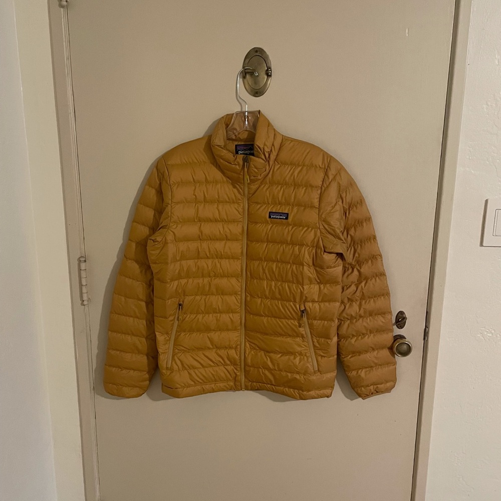 Patagonia Puffer Sweater Jacket size S NWT
